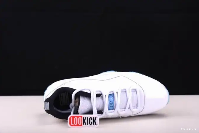 One Kick Blue Legend Low AV2187-117 11 Air Jordan 0529